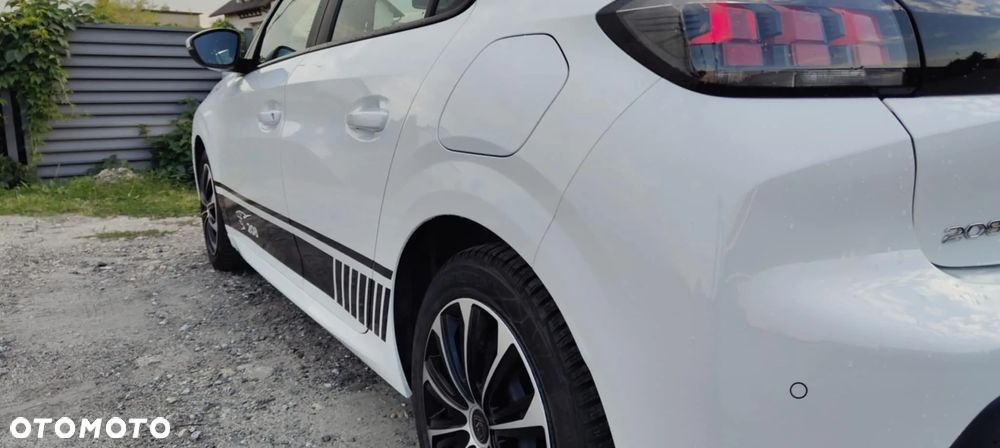 Peugeot 208 1.2 PureTech Allure S&S - 6