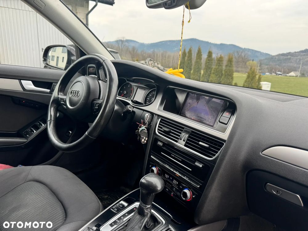 Audi A4 Avant 2.0 TDI S tronic - 8