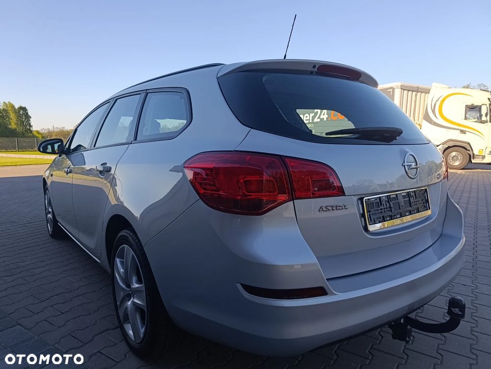 Opel Astra 1.6 Fun - 21