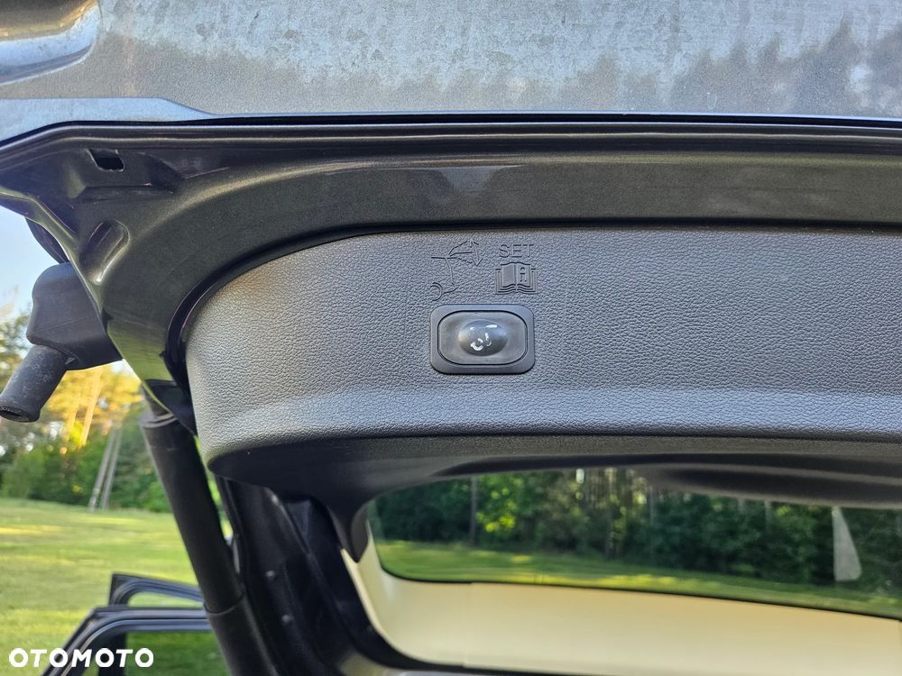 Ford Kuga 2.0 TDCi AWD Titanium - 14