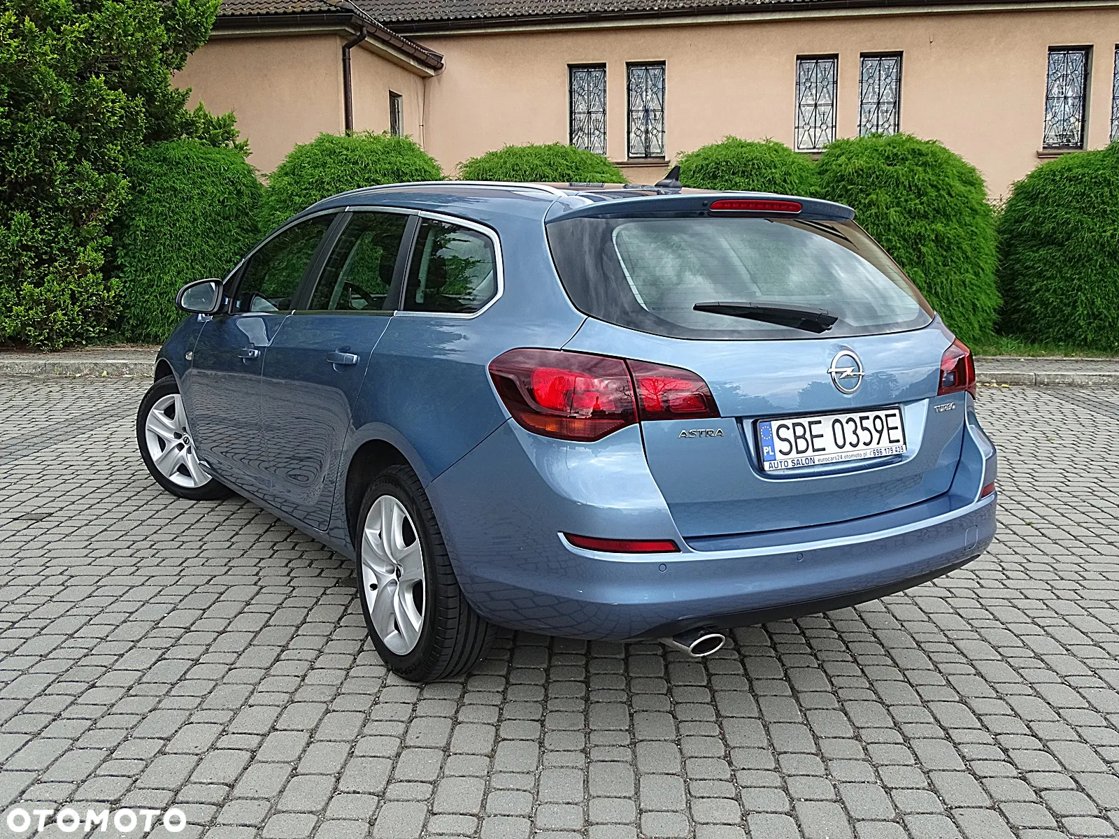 Opel Astra IV 1.4 T Cosmo - 23