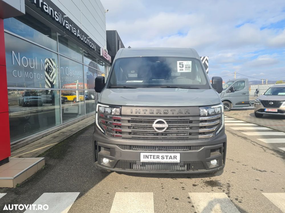Nissan INTERSTAR - 3