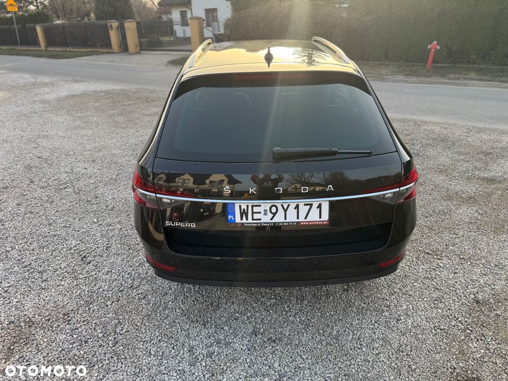 Skoda Superb 2.0 TSI Ambition DSG - 9