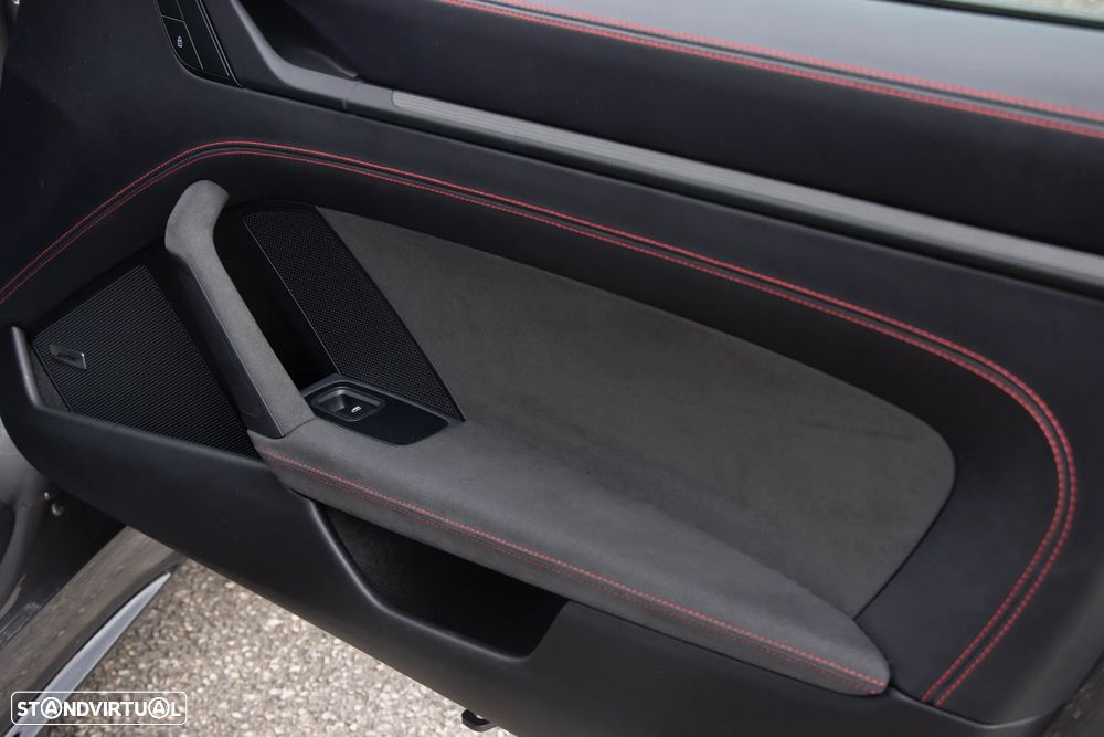 Porsche 911 (992) Targa 4 GTS PDK - 33