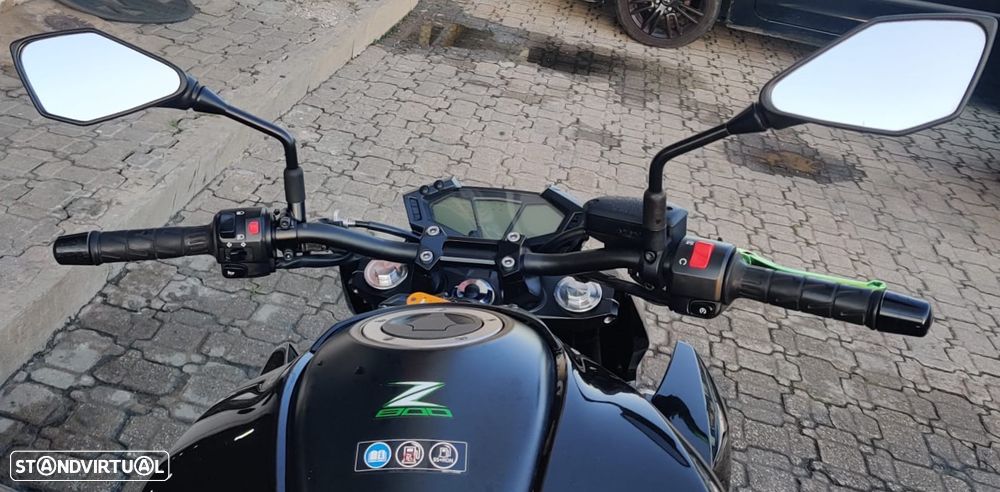 Kawasaki Z 800 - 11