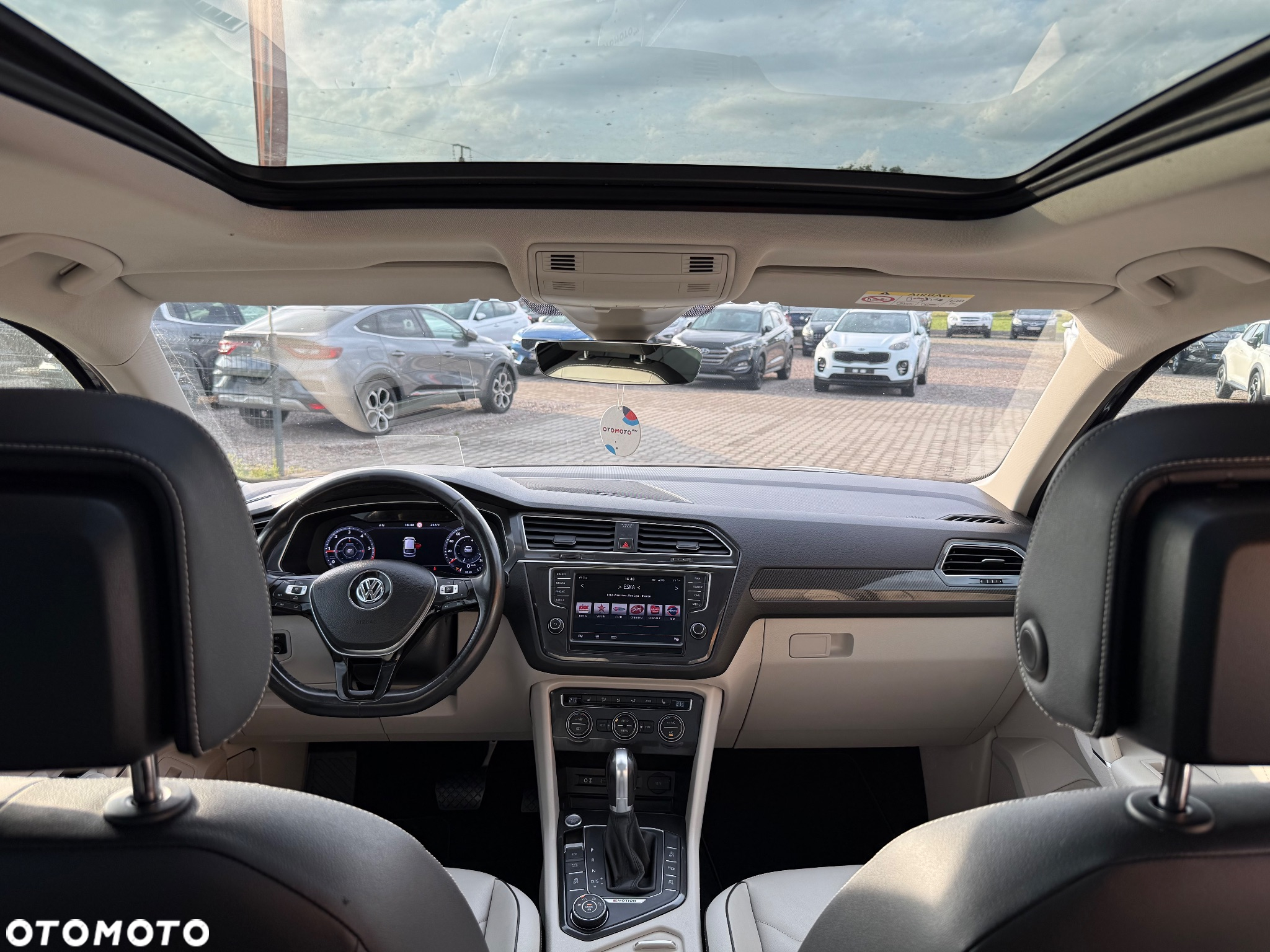 Volkswagen Tiguan 2.0 TDI SCR 4MOTION (BlueMotion Techn.) DSG Highline - 16