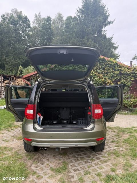 Skoda Yeti 2.0 TDI SCR 4x4 Ambition DSG - 11