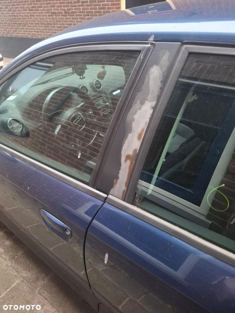 Audi A3 Sportback 1.6 FSI Ambition - 3