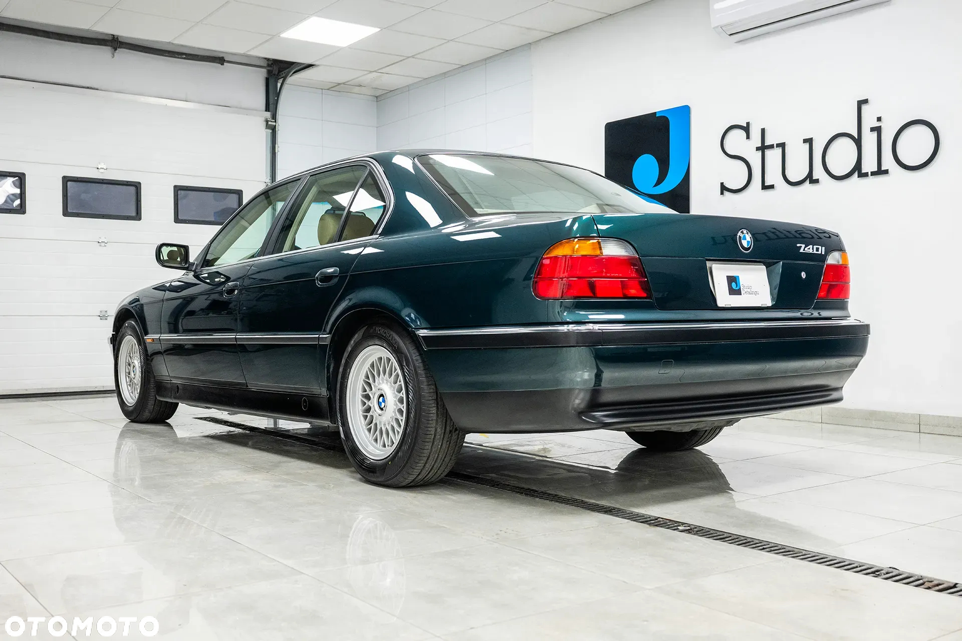 BMW Seria 7 - 2