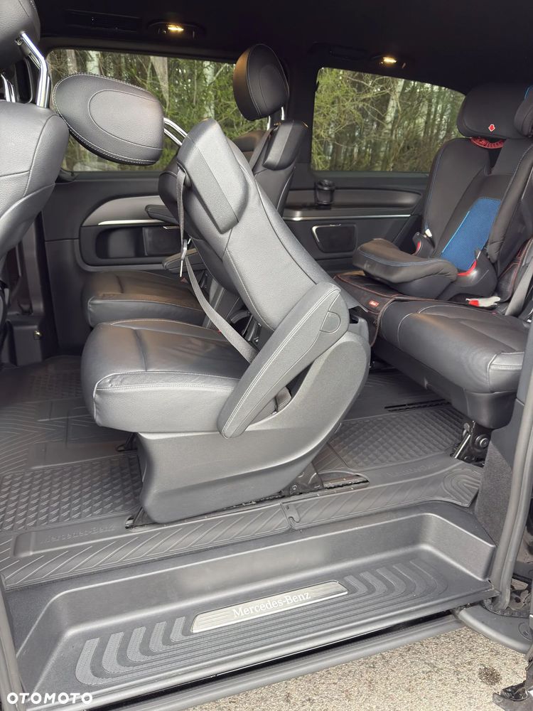 Mercedes-Benz Klasa V 300 d kompakt 4Matic 9G-TRONIC Style - 28