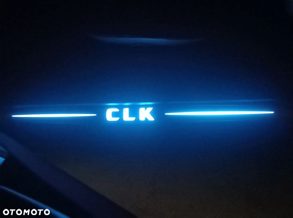 Mercedes-Benz CLK - 18