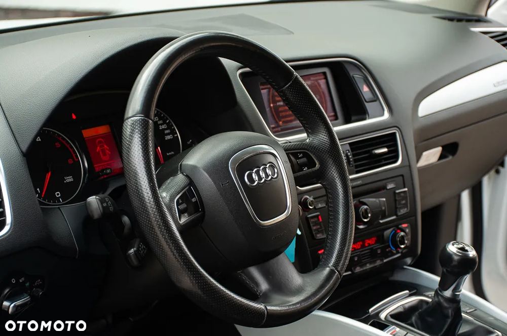 Audi Q5 2.0 TDI Quattro - 25