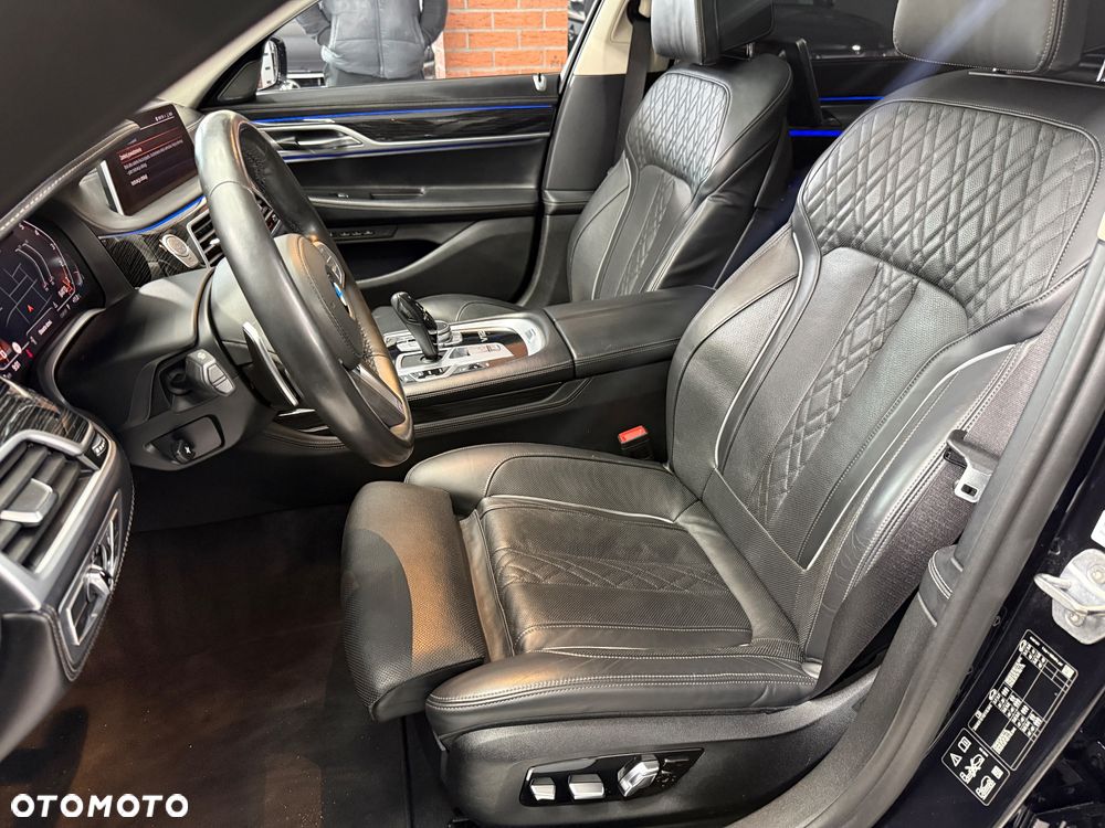 BMW Seria 7 - 20