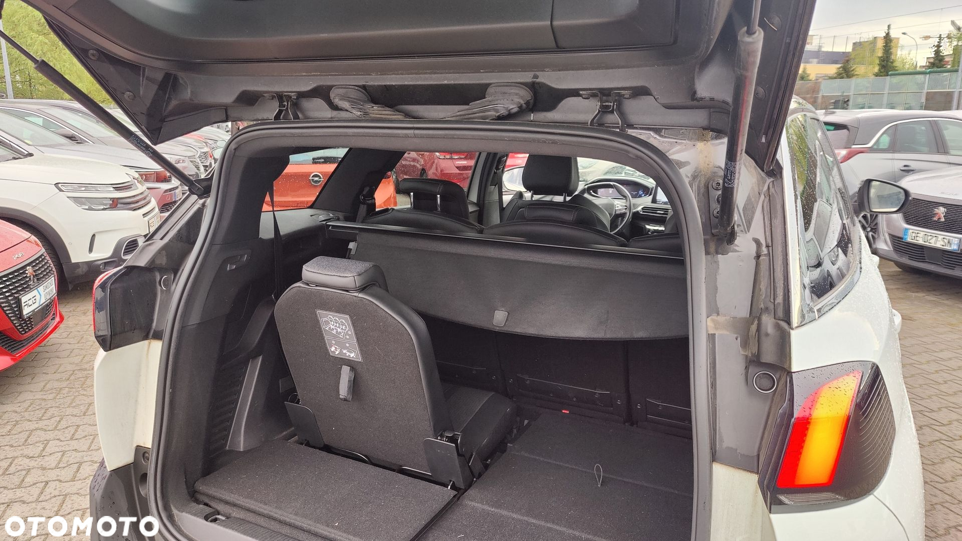 Peugeot 5008 - 7