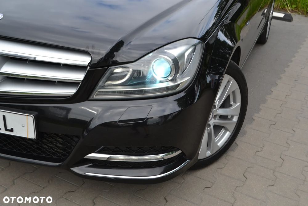 Mercedes-Benz Klasa C 220 CDI 7G-TRONIC Avantgarde Edition - 11