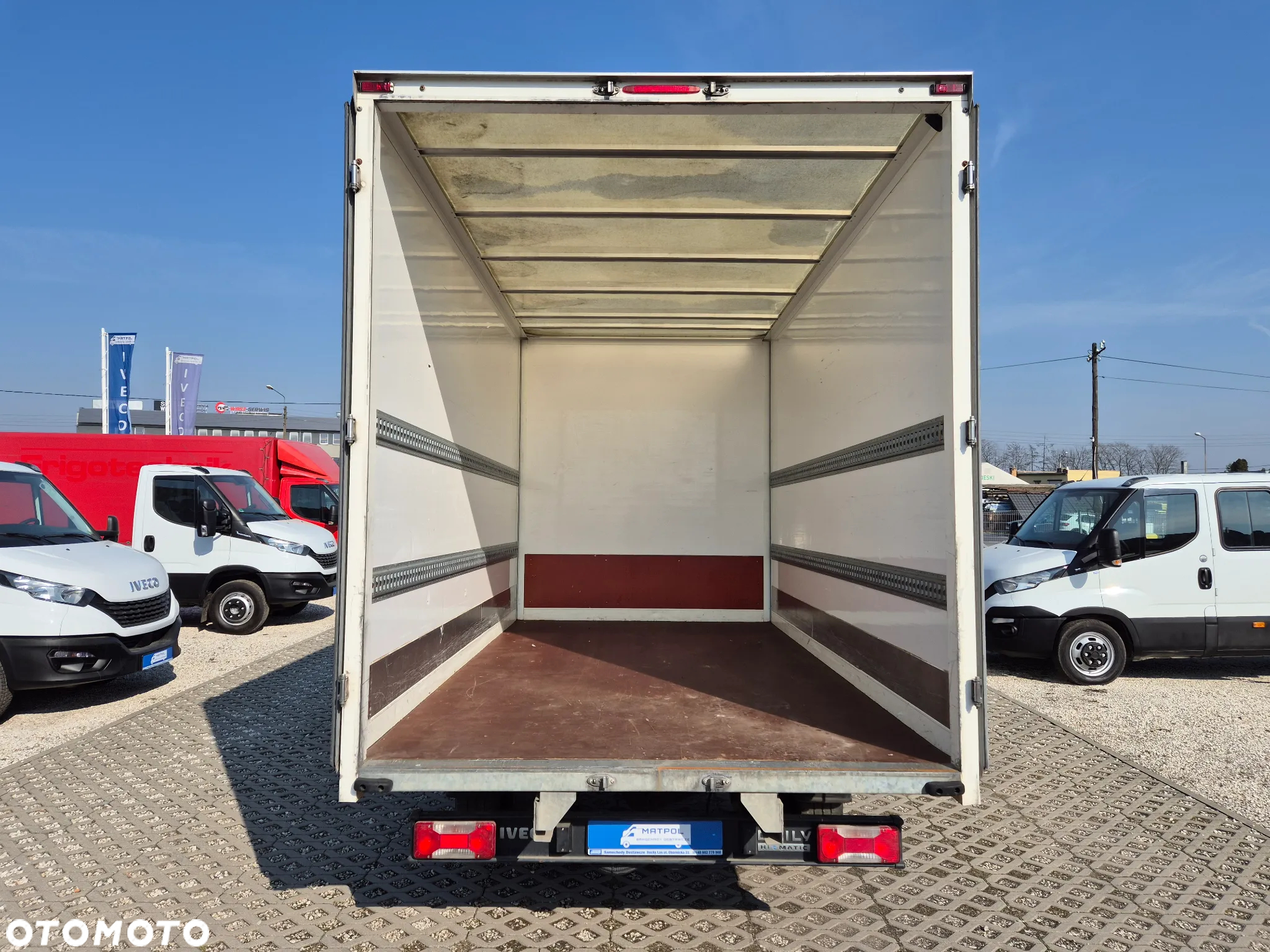Iveco Daily 35S14 Hi-Matic, kontener 8PAL, klimatyzacja - 7