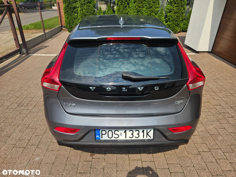 Volvo V40 D2 Momentum - 8