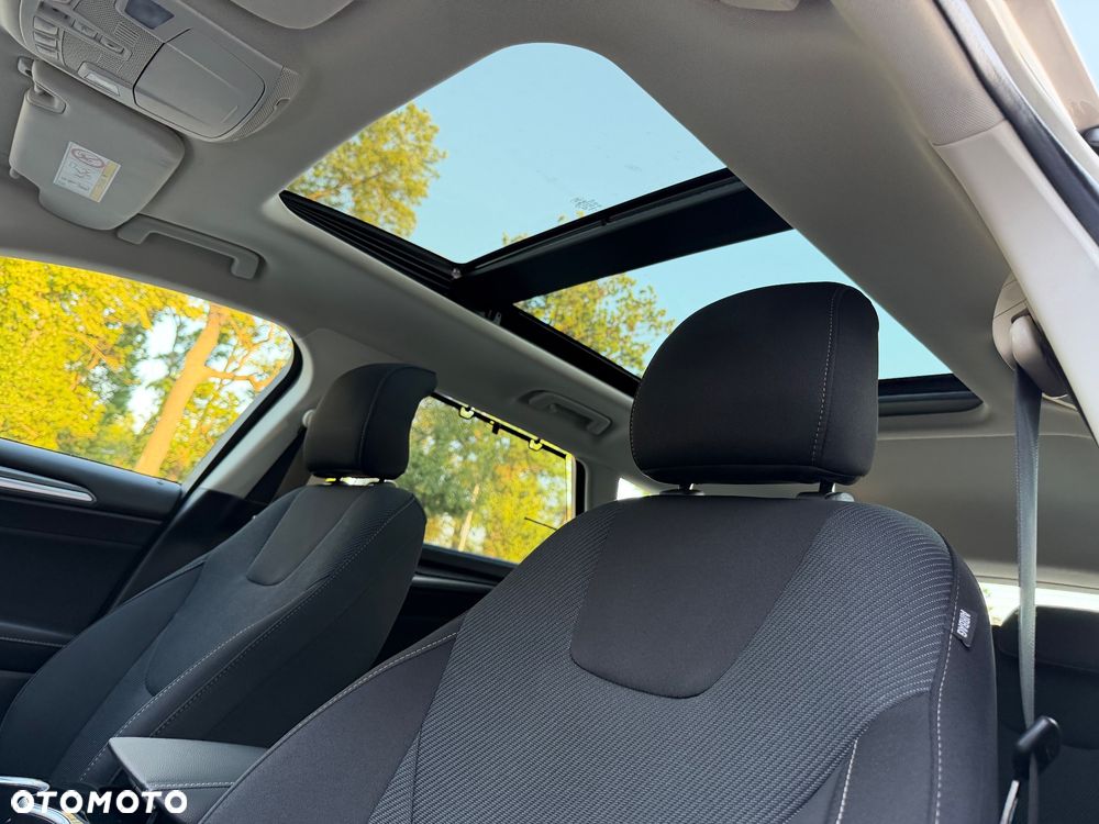 Ford Mondeo 2.0 TDCi PowerShift-Aut Allrad Titanium - 32