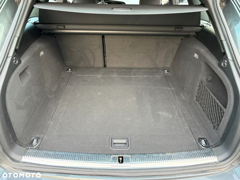Audi A4 Avant 2.0 TDI Quattro - 12