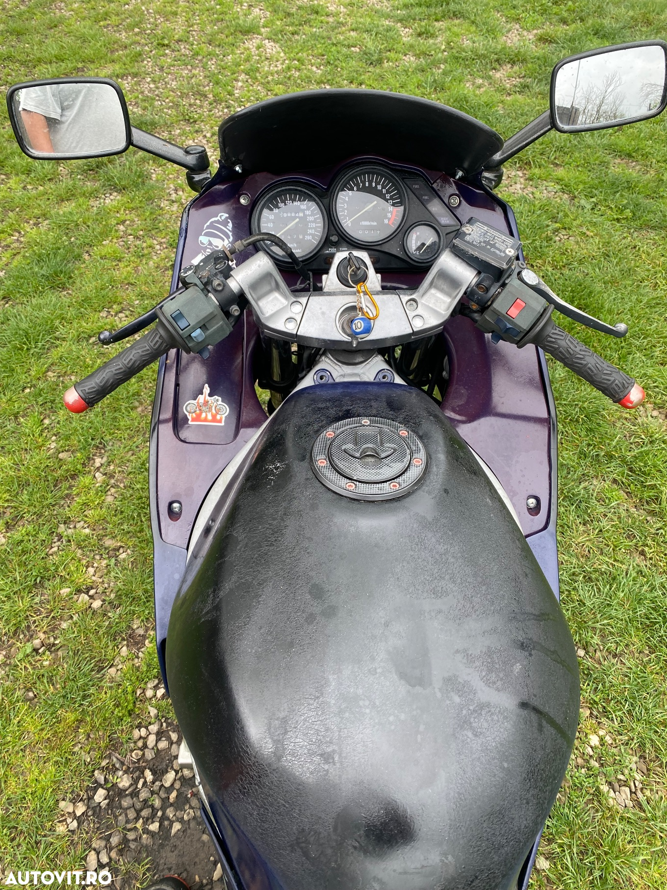 Kawasaki ZZ-R 600 - 10
