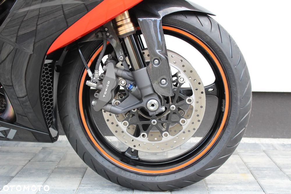 Suzuki GSX-R - 18