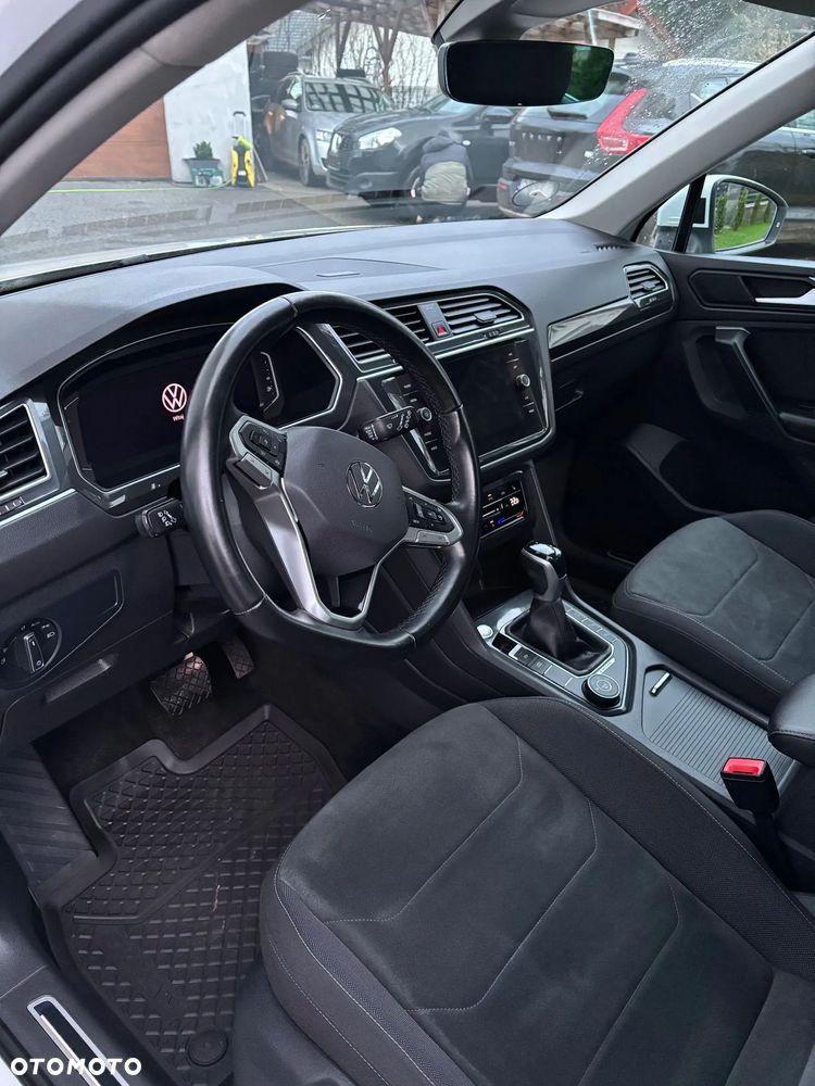 Volkswagen Tiguan 2.0 TDI SCR 4MotION DSG Elegance - 10