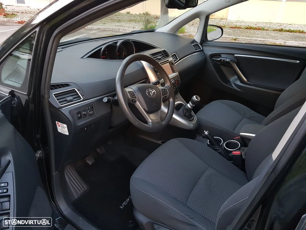 Toyota Verso 2.0 D-4D Exclusive+NAVI - 12