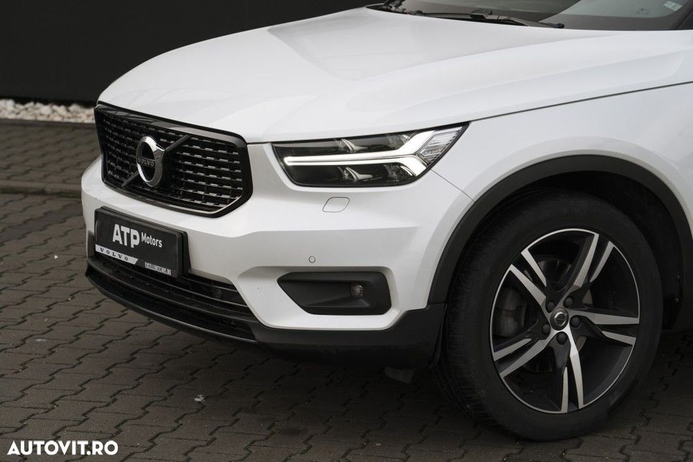 Volvo XC 40 D4 AWD R-Design - 9