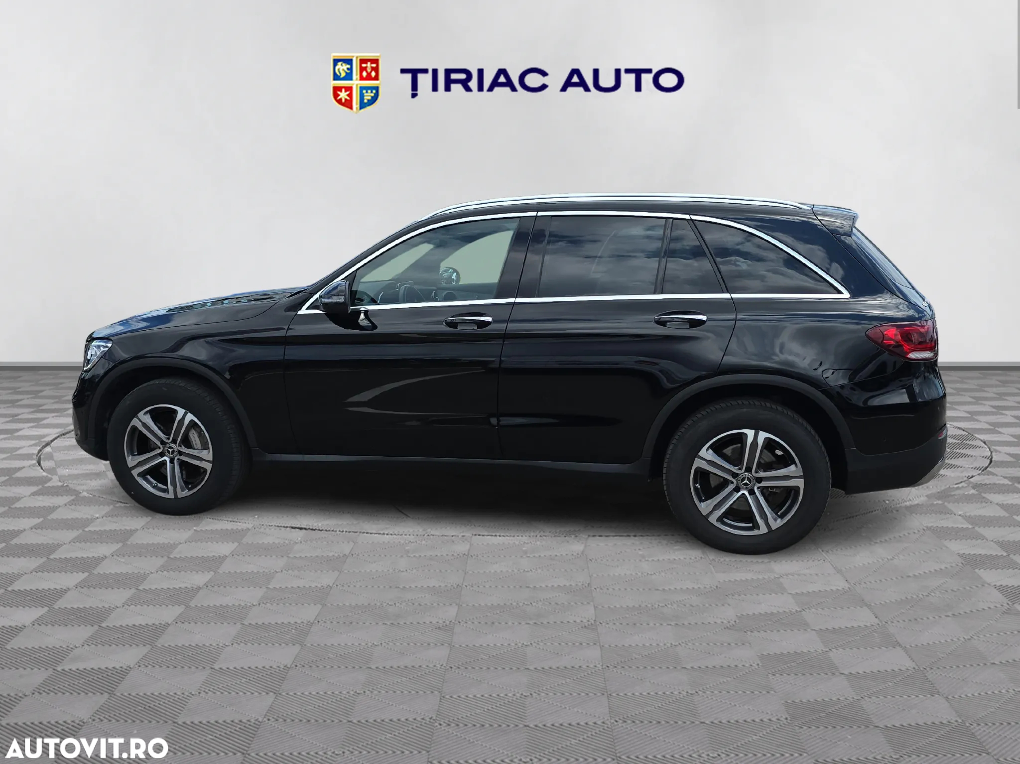 Mercedes-Benz GLC - 2