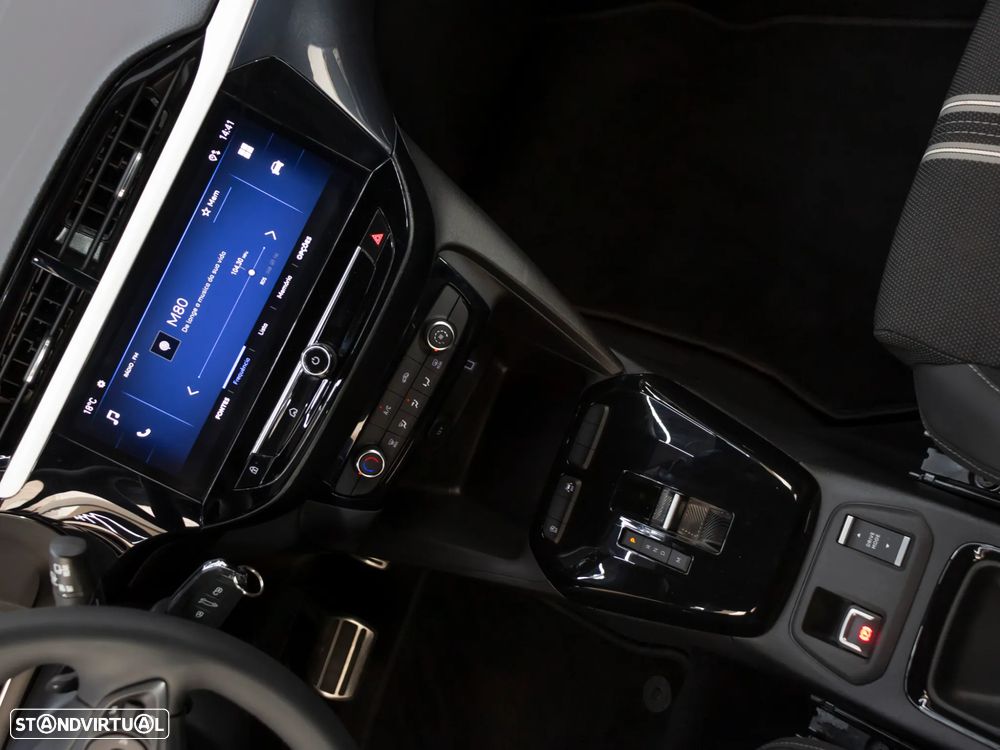 Opel Corsa 1.2 T Hybrid EdCT - 26