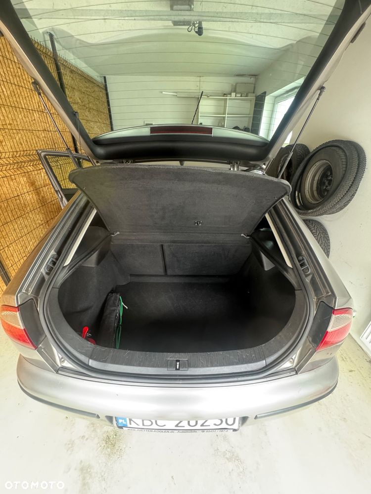 Seat Leon 1.9 TDI Spirit - 4