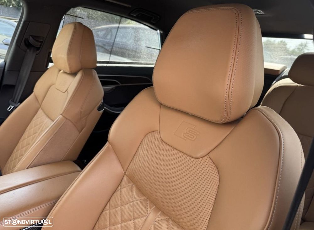 Audi A8 L 60 TFSI e quattro tiptronic - 12