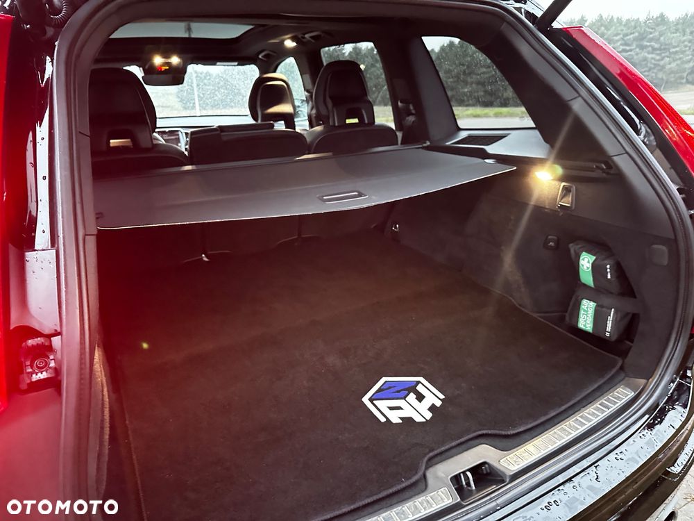 Volvo XC 90 D5 AWD Geartronic Momentum - 16
