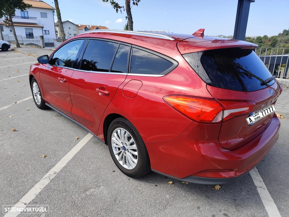 Ford Focus SW 1.5 TDCi EcoBlue Titanium - 4