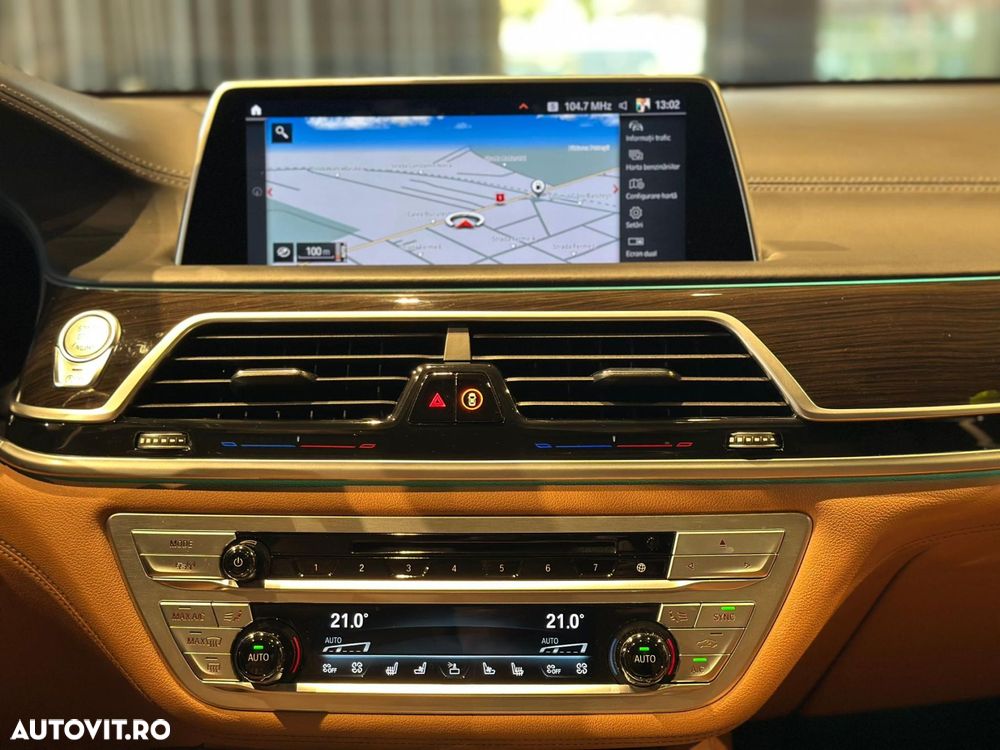 BMW Seria 7 740Li xDrive - 25
