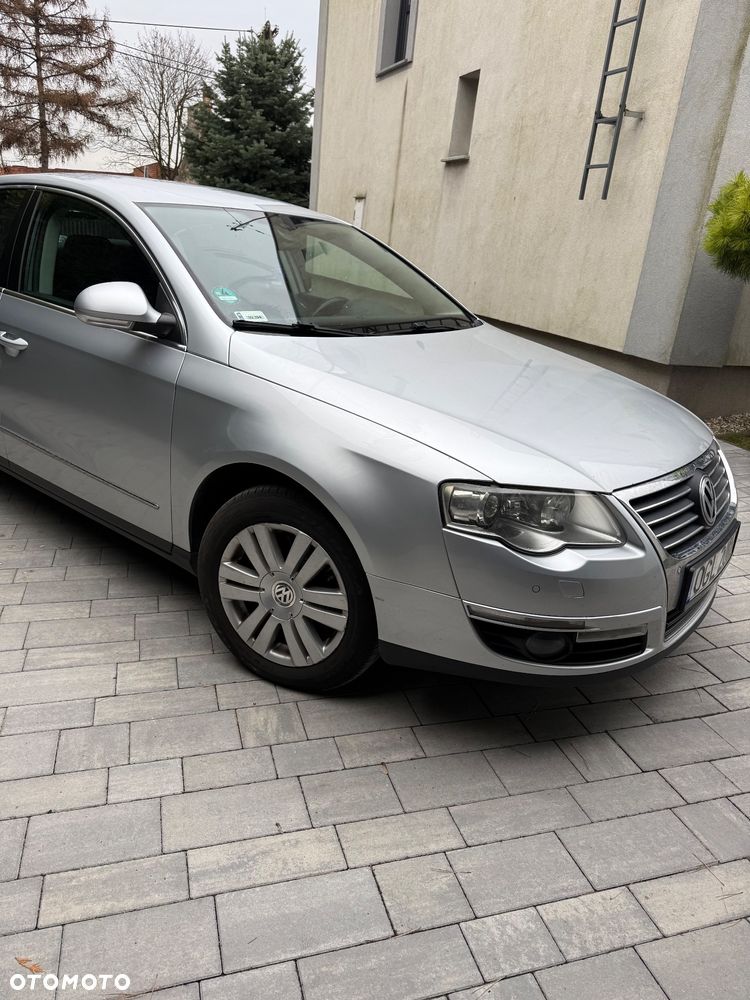 Volkswagen Passat 2.0 TDI Highline DSG - 10
