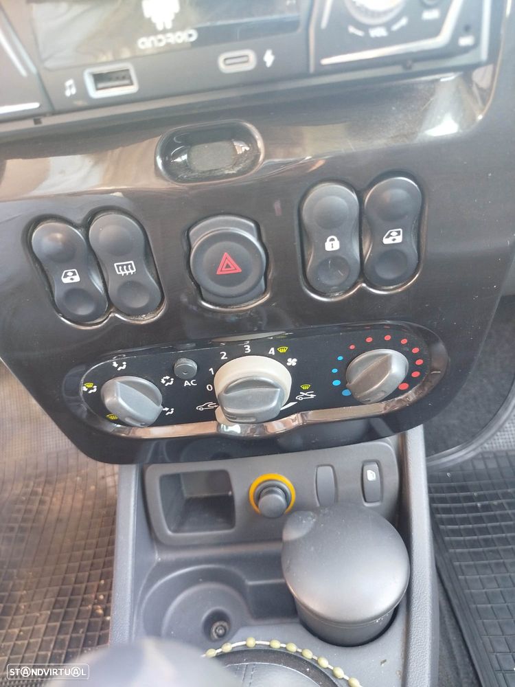 Dacia Duster 1.5 dCi Confort Cuir - 11