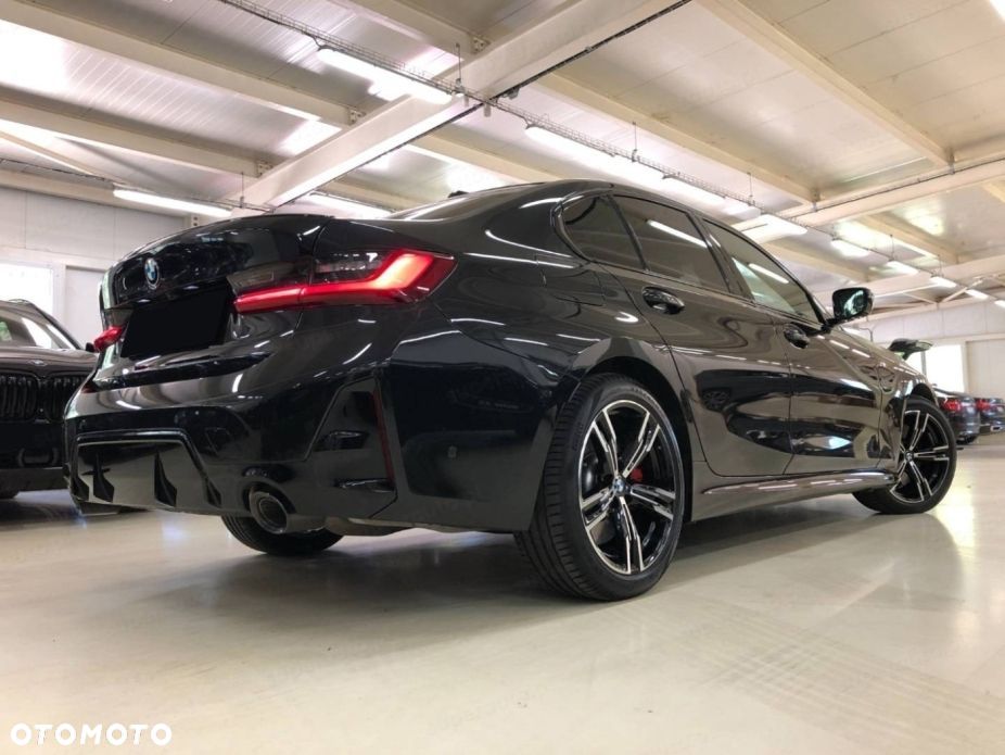 BMW Seria 3 330i xDrive M Sport sport - 7