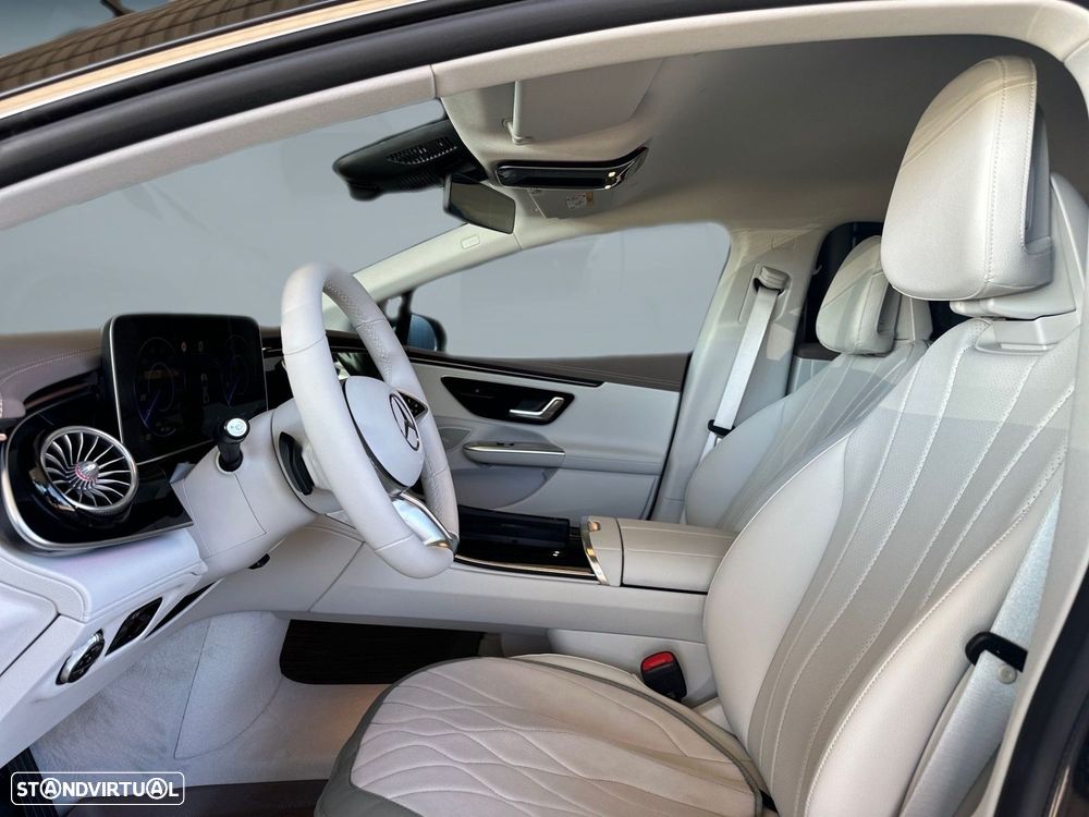 Mercedes-Benz EQE 350 - 10