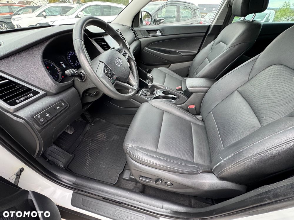 Hyundai Tucson blue 1.6 GDi 2WD Advantage - 12