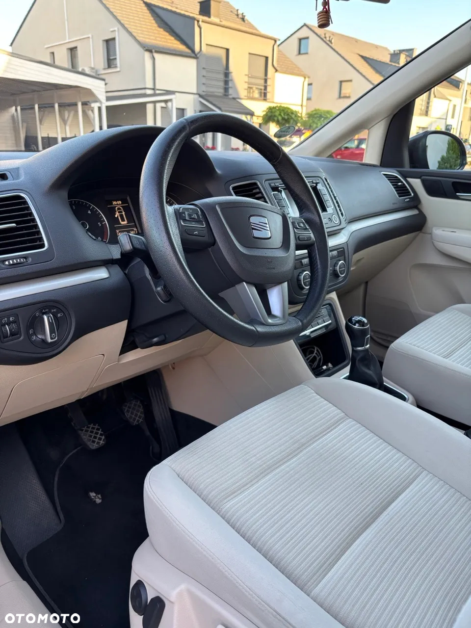 Seat Alhambra 2.0 TDI Ecomotive Style - 16