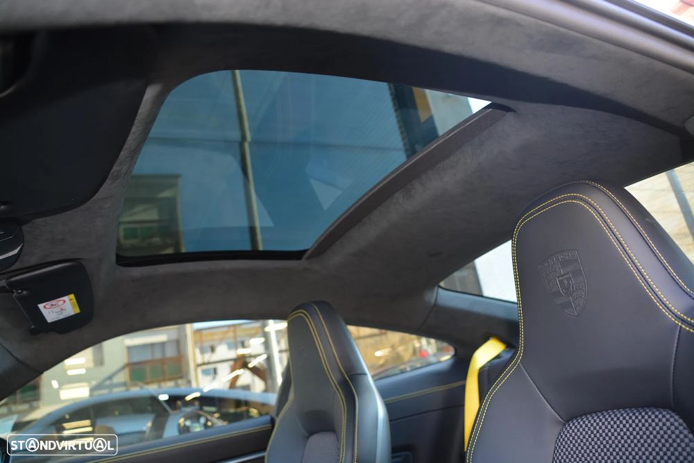 Porsche 911 (992) Turbo S PDK - 54