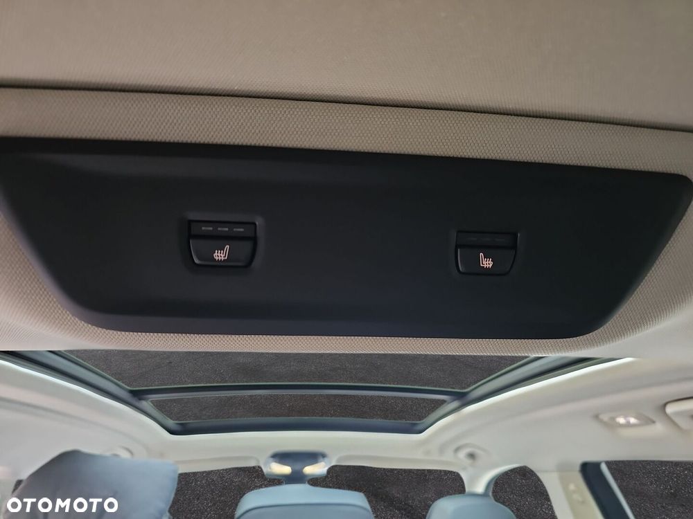 BMW X7 xDrive40d mHEV - 32