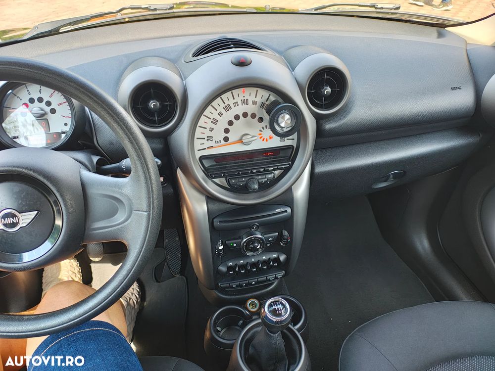 Mini Countryman One D - 10
