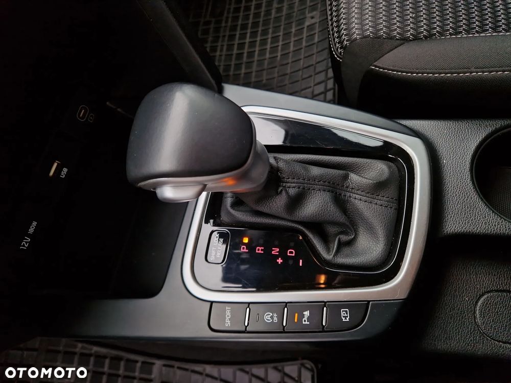 Kia XCeed 1.5 T-GDI M DCT - 20