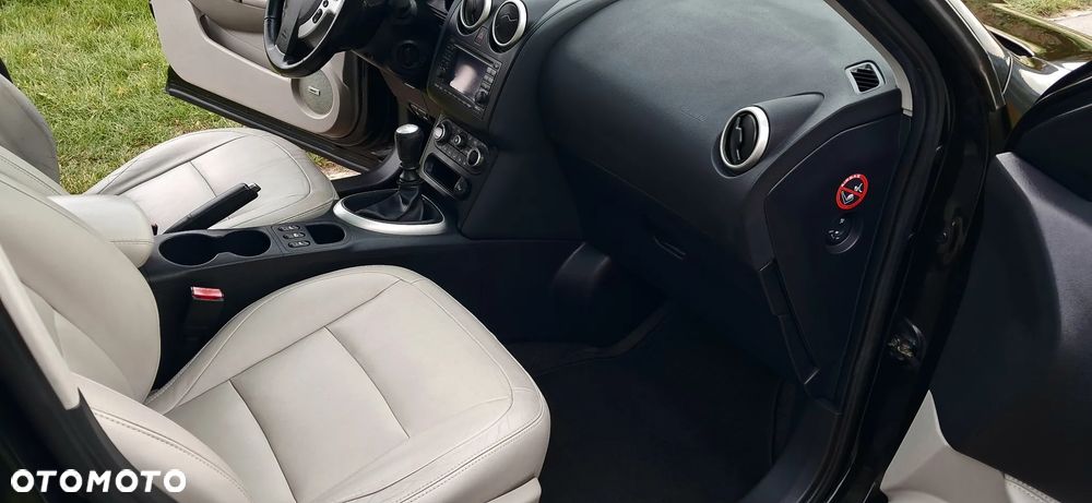 Nissan Qashqai 2.0 tekna - 16