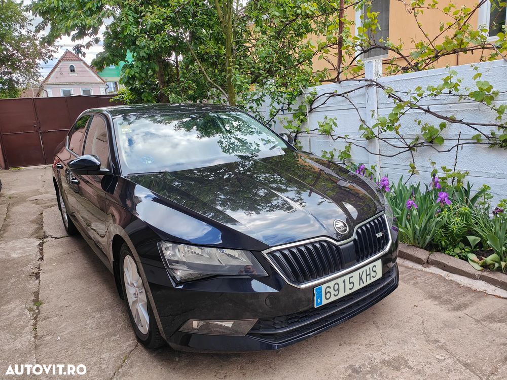 Skoda Superb 2.0 TDI DSG Active - 4
