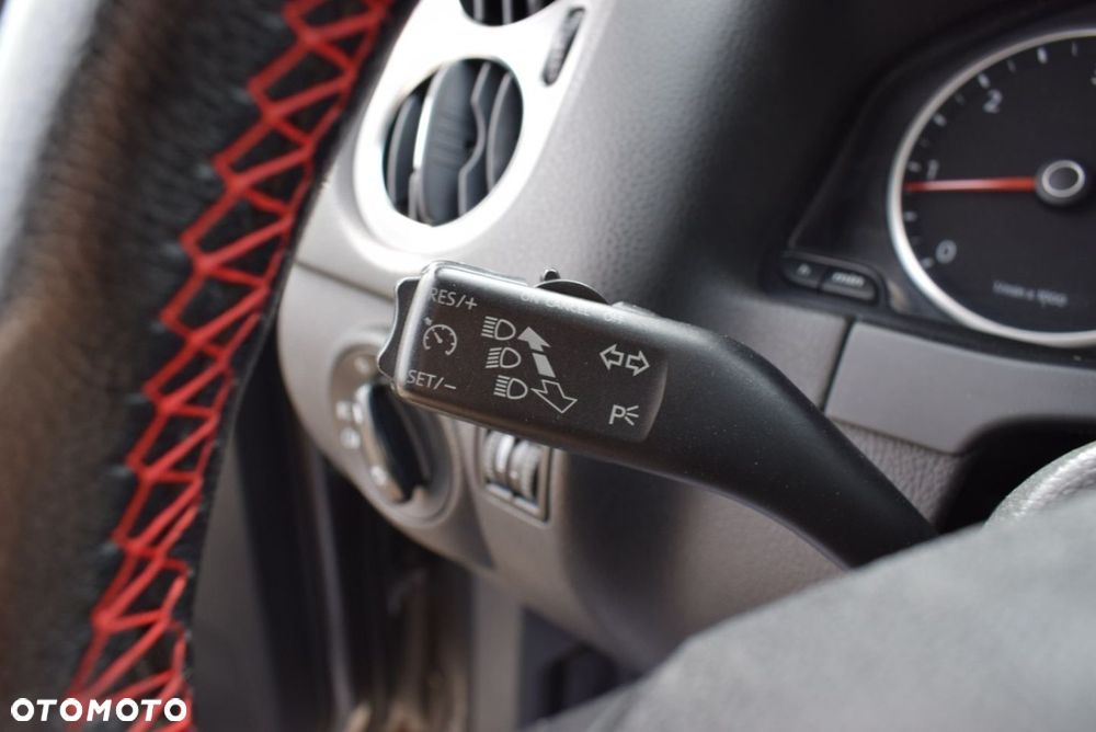 Volkswagen Tiguan - 25