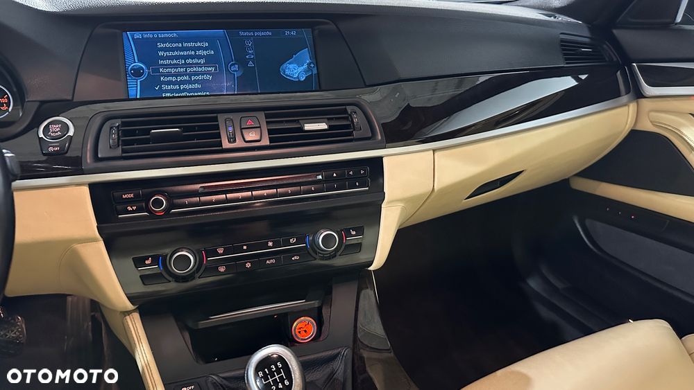 BMW Seria 5 520d - 28