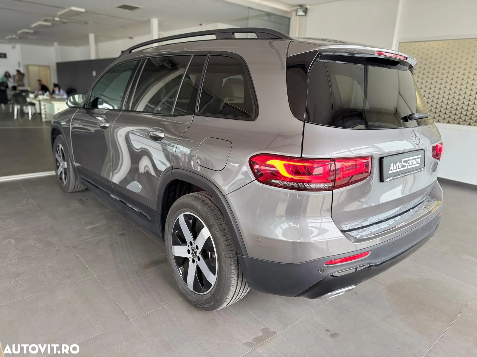Mercedes-Benz GLB 200 d 4Matic 8G-DCT Progressive - 6